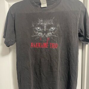 Gildan Ultra Cotton Heavyweight T-Shirt in Black Alkaine Trio